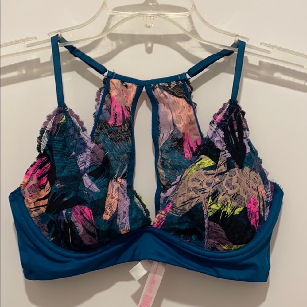 PINK Victorias Secret bra small